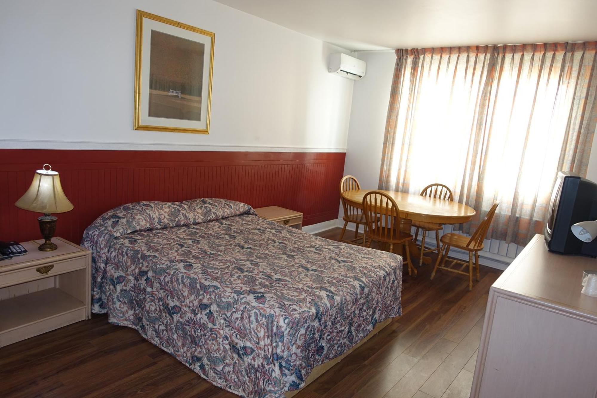 Motel Pierre Монреаль Номер фото